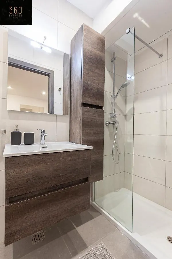 Apartment Modern, Large And Spacious Home, Perfect For Group By 360 Estates Msida Malta